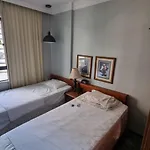 Abolição 708